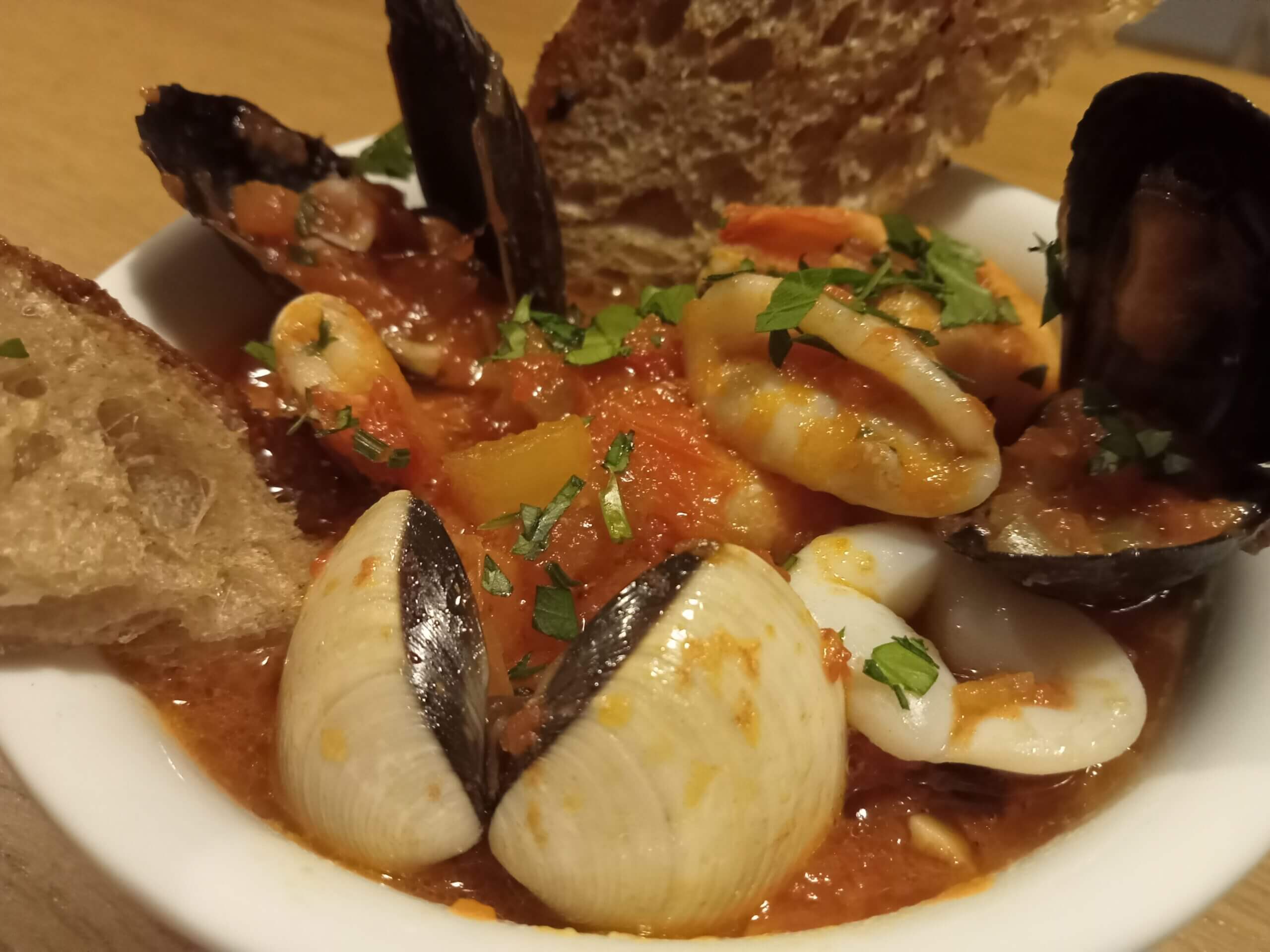 Ragù in brodo di mare