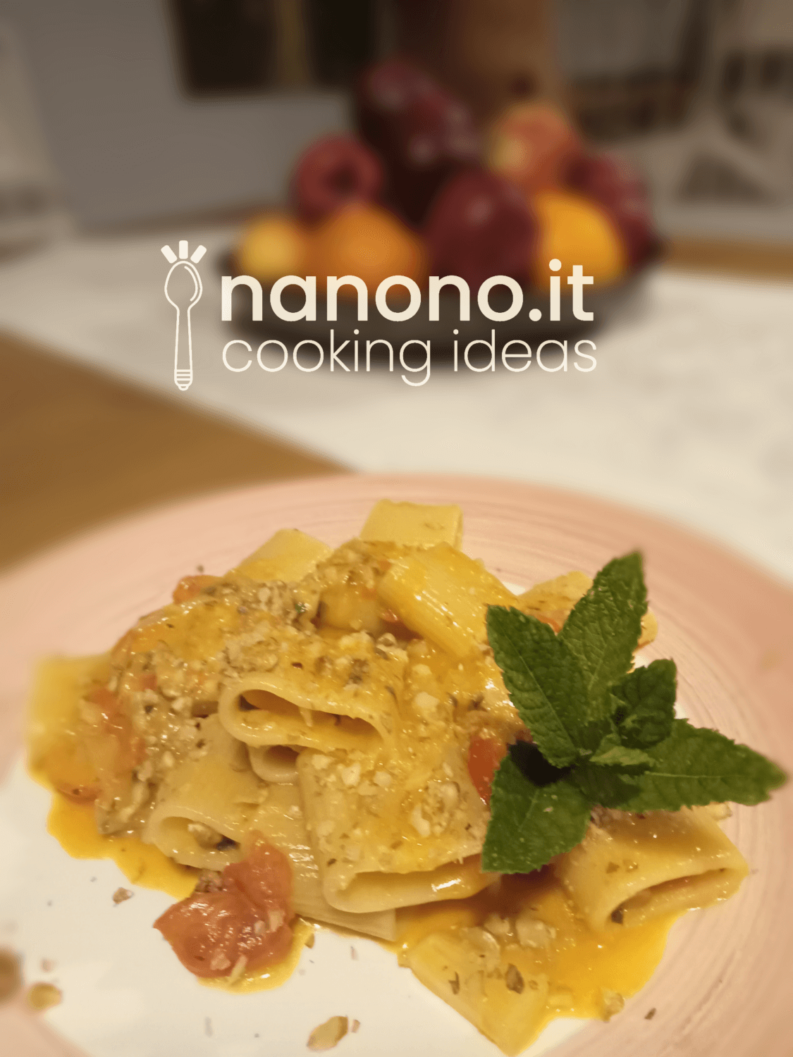 paccheri pomodoro noci e parmigiano